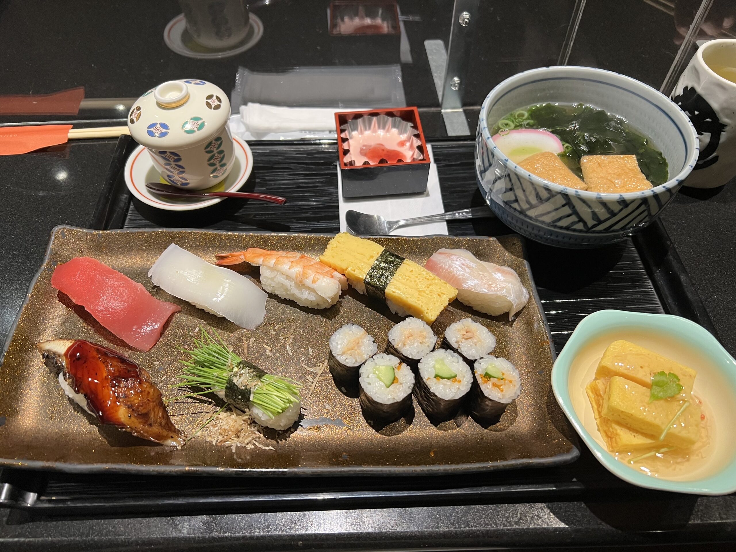 【スタッフブログ】お寿司ランチ